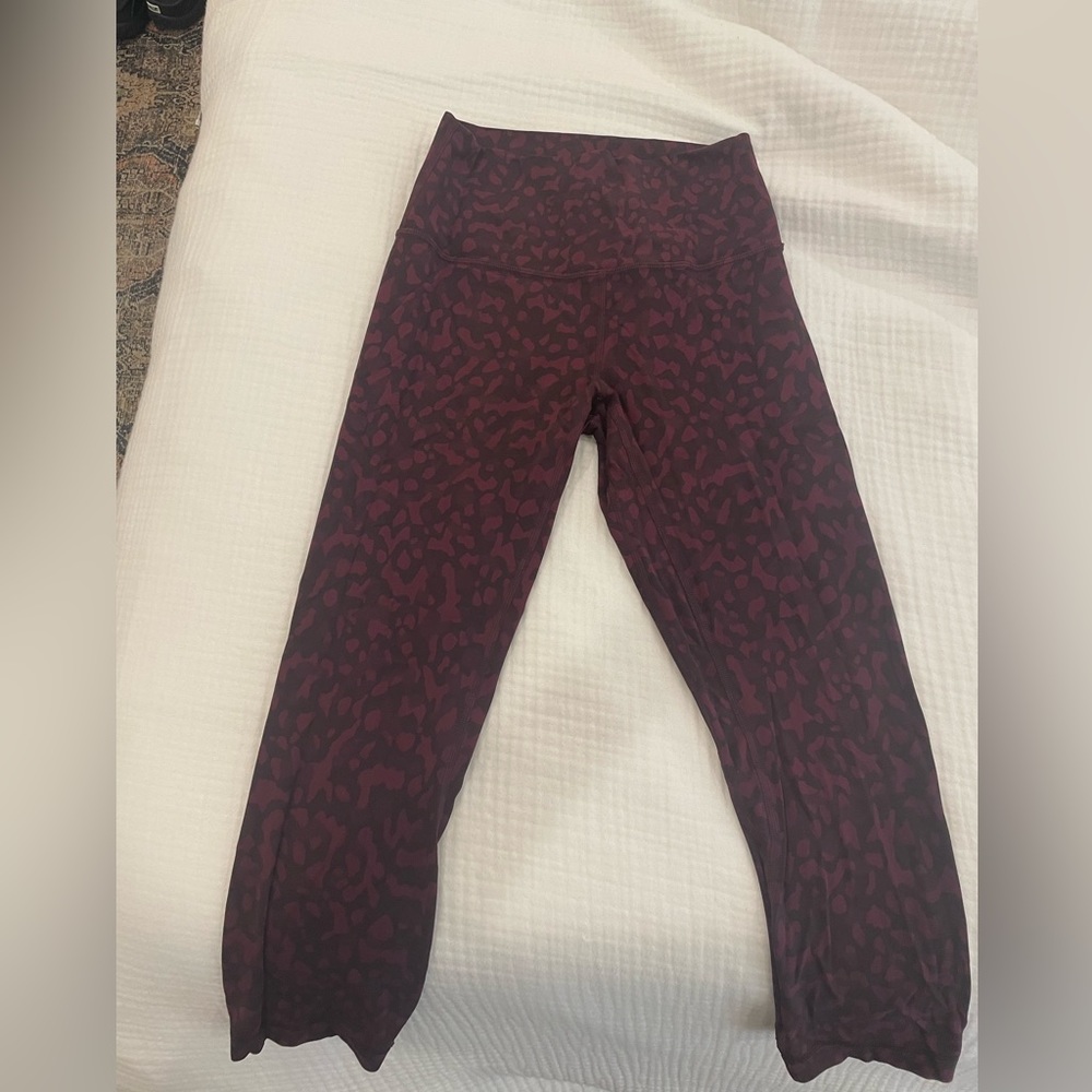 Lulu lemon Align leggings 21” size 6